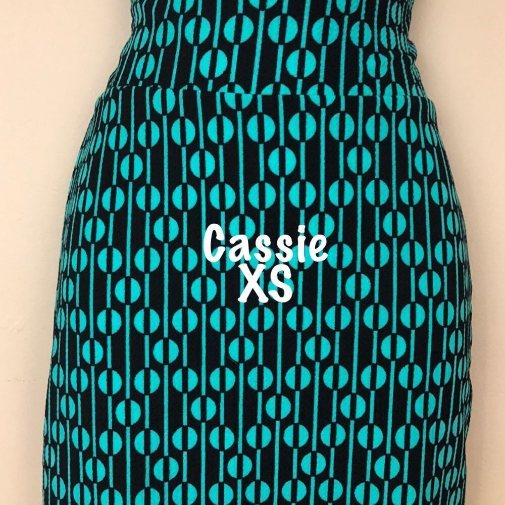 LuLaRoe Cassie NWT pencil skirt